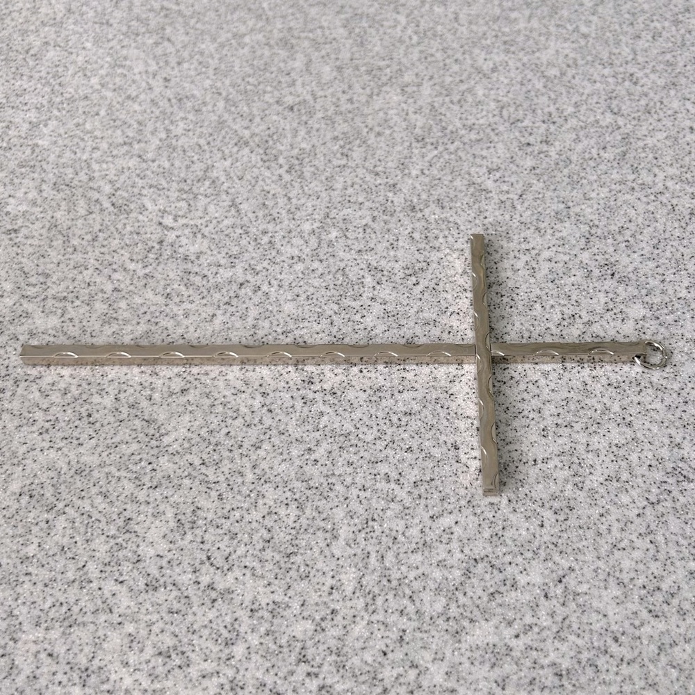 CROSS Contemporary Modern Silver color Metal Wall hanging Home decor Like new - Picture 7 of 11